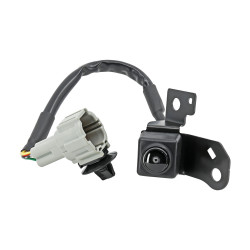 CAMARA DE REVERSA NS NP300 16-24/FRONTIER 16-23 CON CONECTOR TIPO ORIGINAL 4 PINS 12VCC PLUG & PLAY TWN 28442-4JA0B HUSHAN Trasera Tapa caja