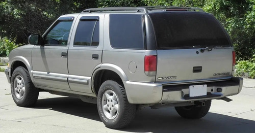 95-04 Chevrolet Blazer Amortiguadores Cajuela 2 Piezas