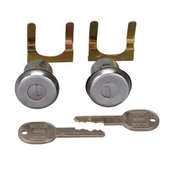 CILINDRO PARA PUERTA BK RIVIERA 86-87 CV CAMARO 82-91/CHEYENNE 65-91/EL CAMINO 1983/SILVERADO 65-91/SUBURBAN 73-91/BLAZER (S10) 82-94 PT FIREBIRD 82-91 CV S10 82-94/ASTRO 85-94 LLAVE OVALADA JUEGO METAL CROMADO TWN CUB 1154618/1155500/12330122