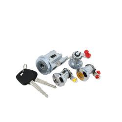 SET DE CILINDROS TY AVANZA 07-19 CON LLAVE SIN CHIP PUERTA/CAJUELA/ENCENDIDO METAL CROMADO 12VCC MANIJAUTO CHIN Derecho/Izquierdo Delantera/Trasera
