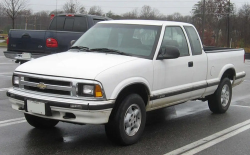 95-04 Chevrolet S10 Tirantes Tapa Puerta Trasera 2 Piezas